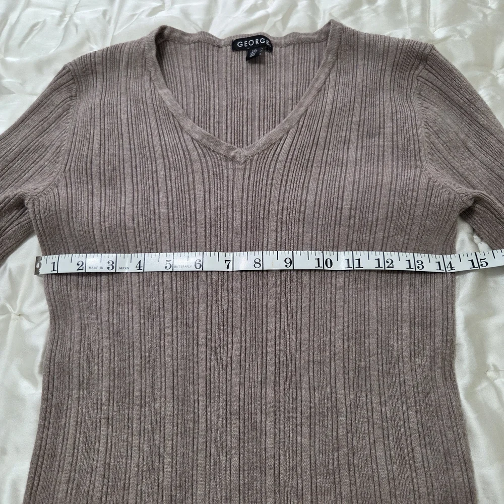 George Women's Ribbed Sweater - Light Brown